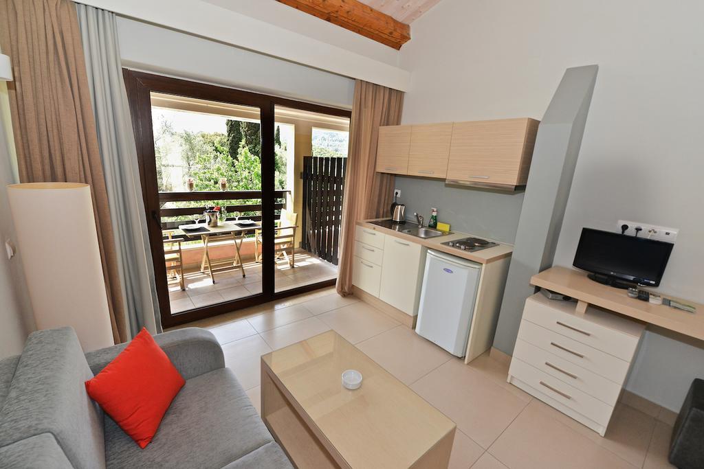 Medusa Lux Apartments Liapades Bagian luar foto