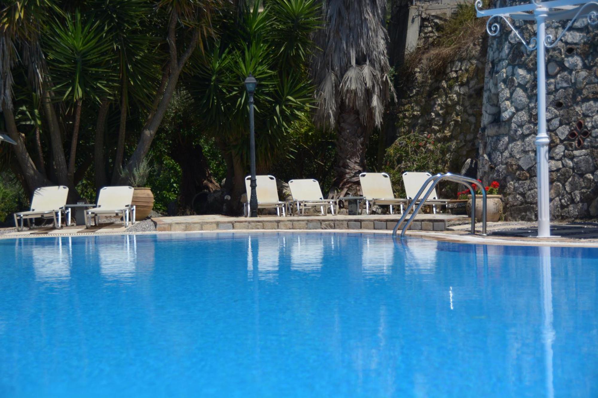 Medusa Lux Apartments Liapades Bagian luar foto